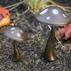 Wholesale ⌛ Patriot Lighting® Solar Integrated LED Mushroom Landscape Light - 2 Pack ✔️ -Patriot Light Store 3436162 SCENE01